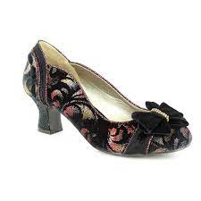 Ruby Shoo: Rhea