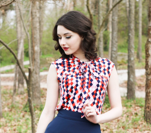Folter: Multicolored Diamond Bow Top
