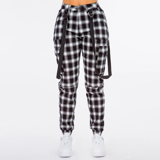 Bazi: Adelaide In Black Plaid