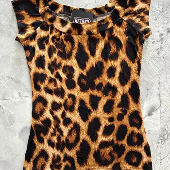 Retrolicious: Boat Neck Leopard Top