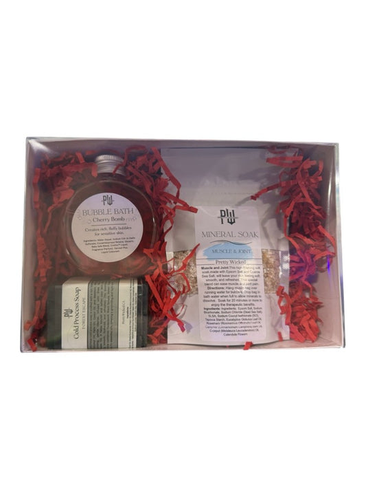 Pretty Wicked: Bath Set (Bubble Bath, Salt & Soap)