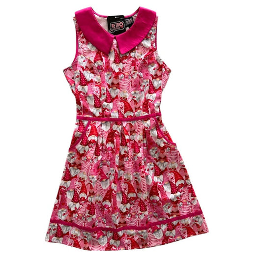 Retrolicious: Lovely Gnomes Collared Dress
