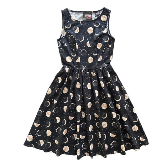 Retrolicious: Moons Vintage Dress