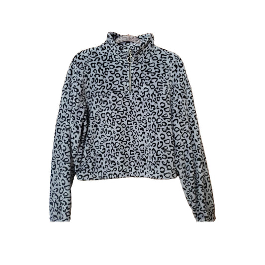 Shaci: Grey Leopard Print Crop Sweater